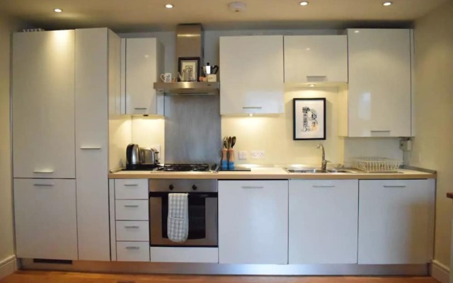 2 Bed Brixton Flat