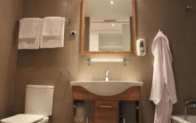 Apartaments Casanova Bcn