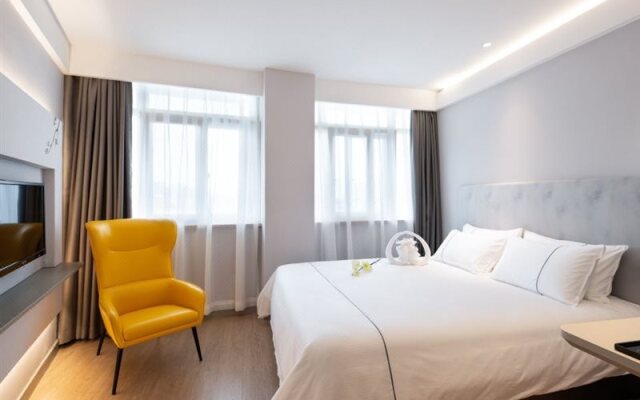 Magnotel Hotel (Yixing City Government Forest Park Store)