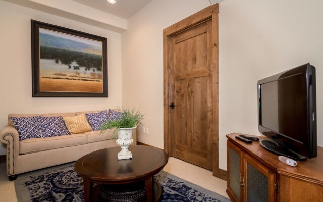 301 Winter Park - 3 Br Townhouse