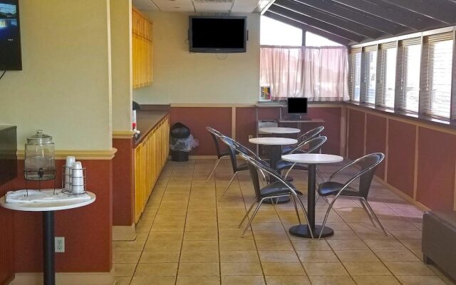 Dreamland Inn