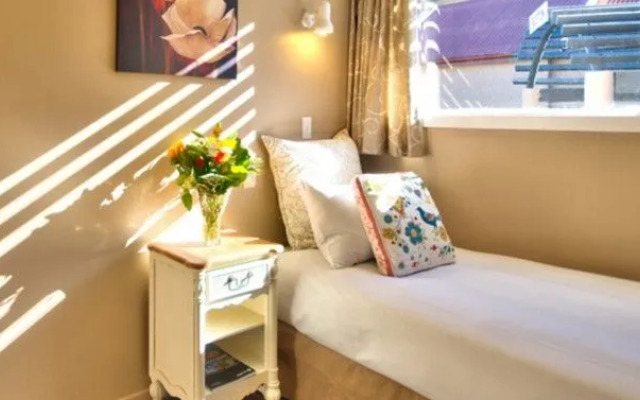 Comfort Inn Melbourne Lodge