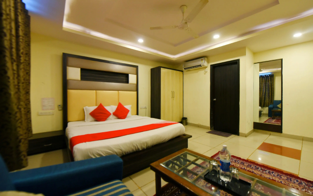 OYO 3971 Hotel Tip Top
