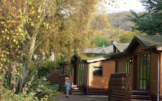 Linnhe Lochside Holidays
