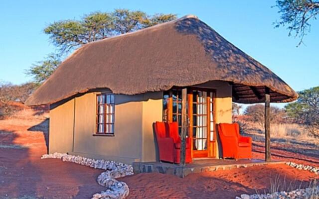 Camelthorn Kalahari Lodge