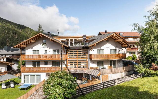 Apartment Sis Residence Bun Ste