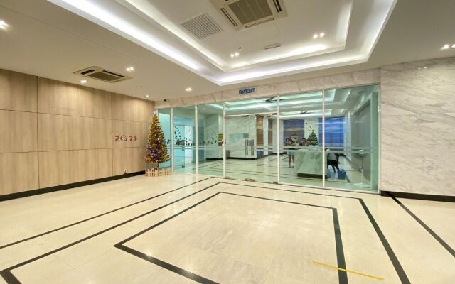 OYO 90192 Mansion One Suites