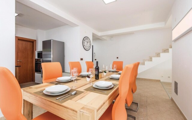 Amazing Home in Kastav With Wifi and 4 Bedrooms