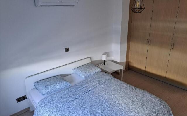 Modern Suite, XL balcony, parking