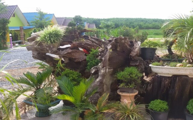 Ruenmanee Resort
