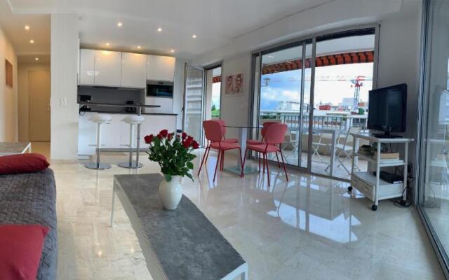 Palm d'or / GIR2405 / 2P