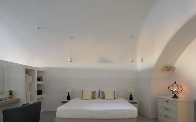 White Dream Suites