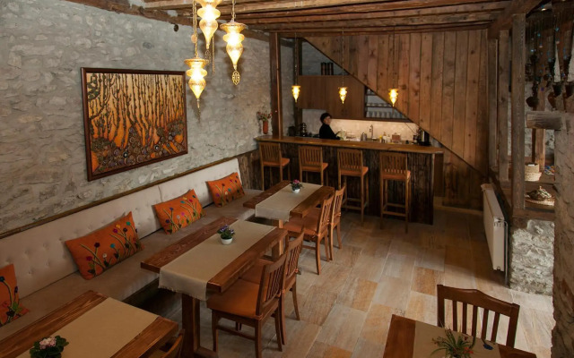Dadibra Konak