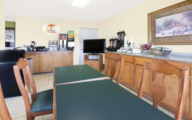 Arya Inn & Extended Stay