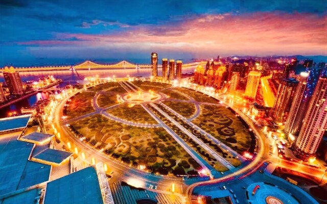 Xinghai Exhibition Center Apartment