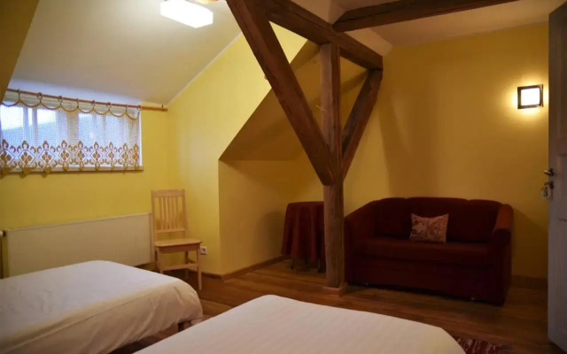 Mooste Manor Guesthouse