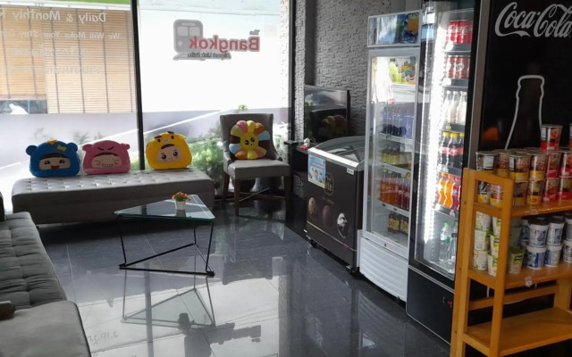 Collection O The Bangkok Airport Link Suite