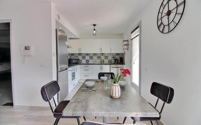 Superbe Appart de 50 m2 face au vieux village