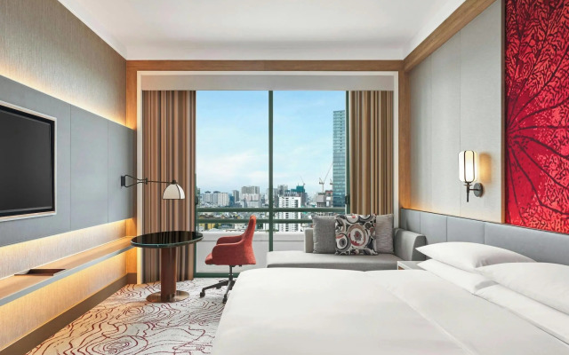 Sheraton Saigon Grand Opera Hotel