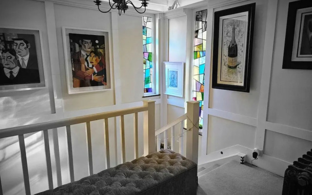 The Cool Belfast Home