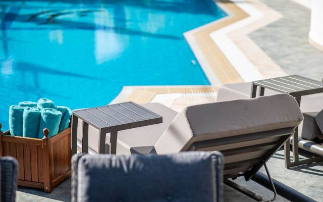 Vouliagmeni Athenian Riviera Villa