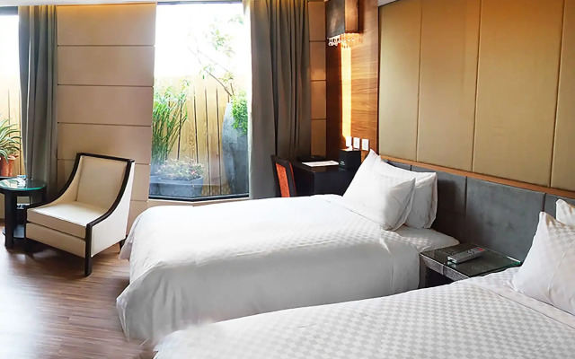 Royal Group Hotel Chun Shan Branch