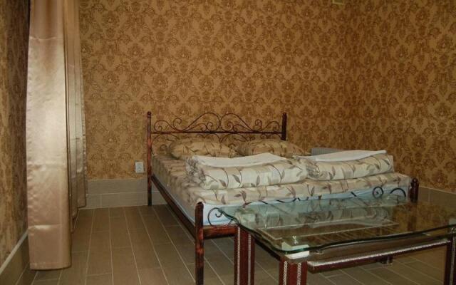 Apartment on Stepana Bandery 37