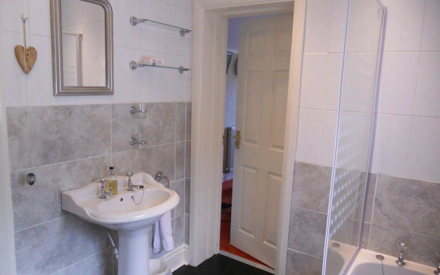 Glendale Guest House