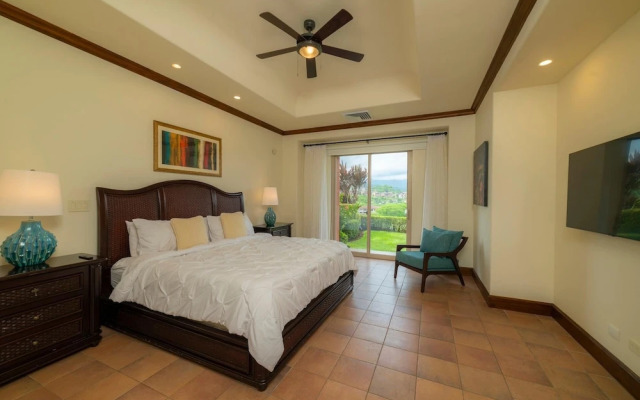 Montebello 2E 3bdrm 3bath Ocean View