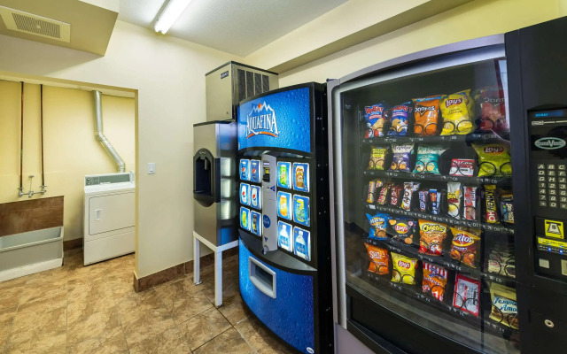Comfort Inn And Suites Edson
