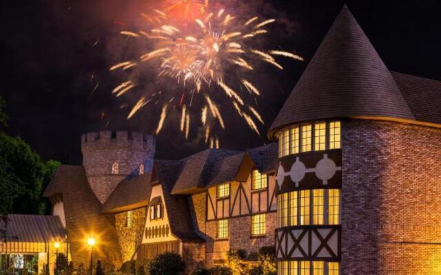 Anaheim Majestic Garden Hotel