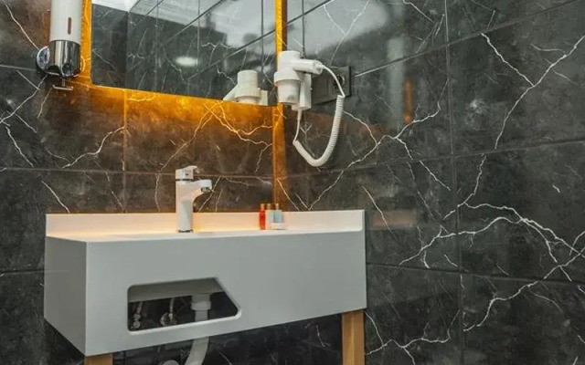 216 Yali Suites