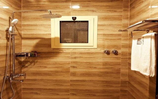 Areen Hotel