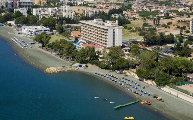 Poseidonia Beach Hotel