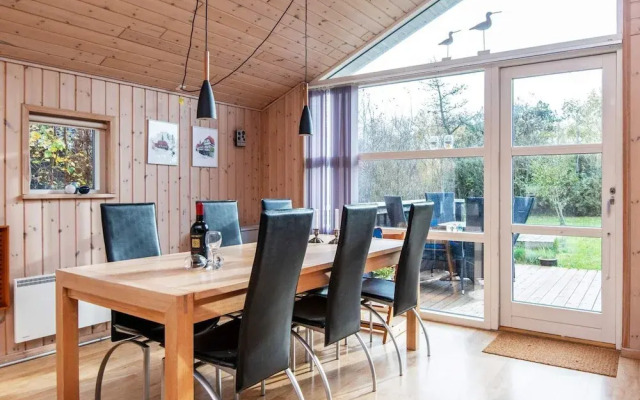 6 Person Holiday Home in Ebeltoft