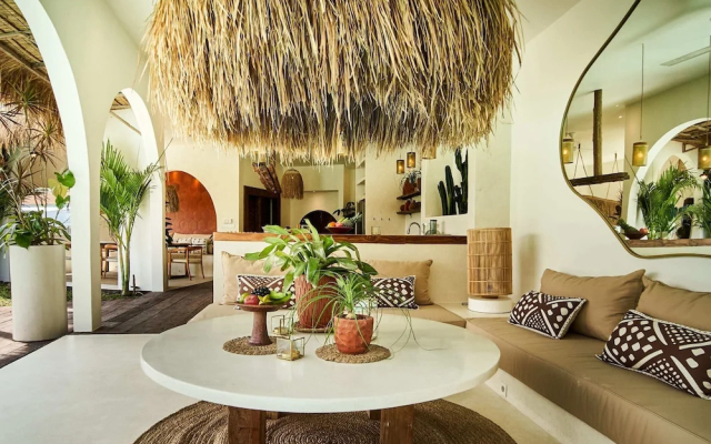 Stunning 4BR Villa With Rice Field View in Umalas