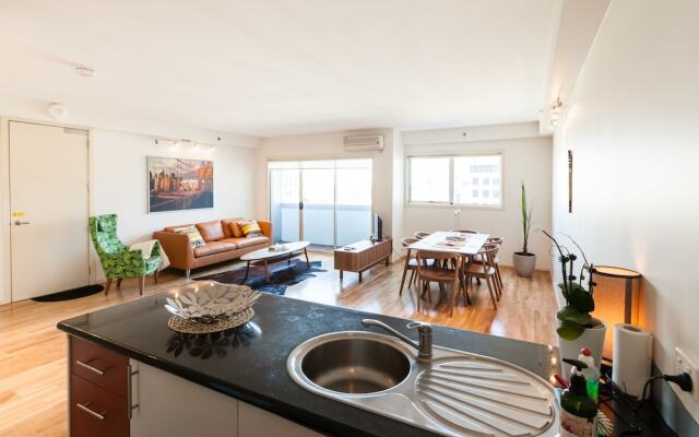 LANCE, 1BDR Melbourne Apartment