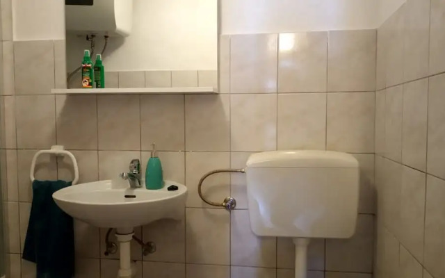 Neve - 30 m From sea - H