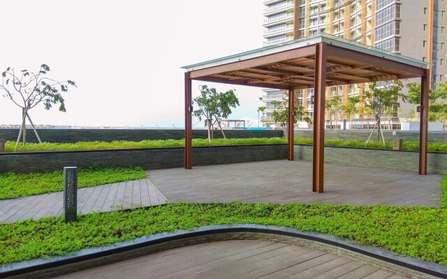 Nice And Comfort 1Br Apartment At Gold Coast