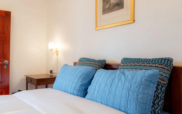 Onjira Resort