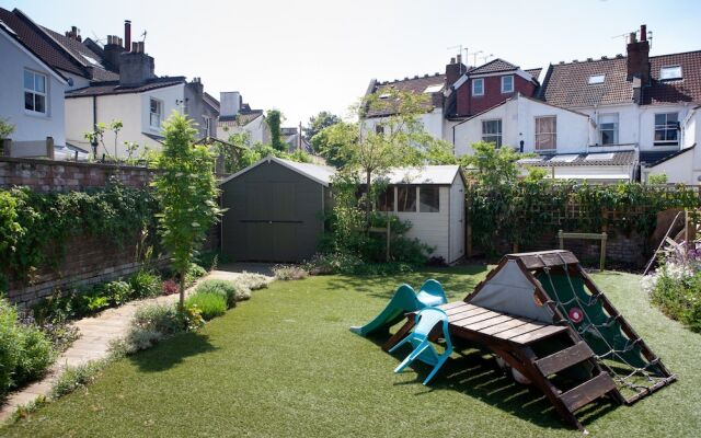 Beautiful 3 Bedroom House in Bishopston