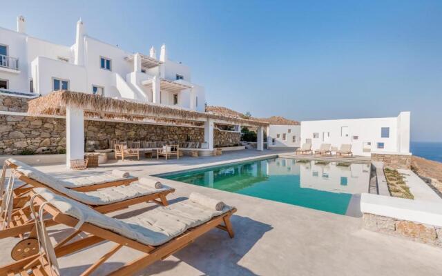 Bohemian Blue Villa - 7 BDRM - beach in 200m - MG Villas