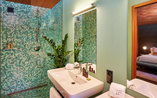 Villa de luxe pieds dans l'eau Otoctone Thonon CASA26