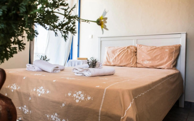 Mantilida Villa & Studio