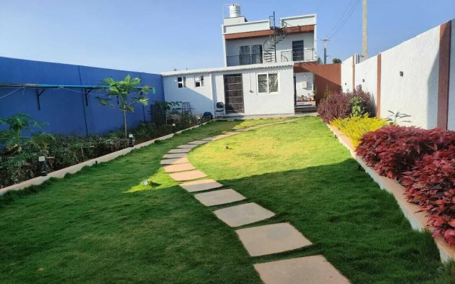 H&R Paradise Villa