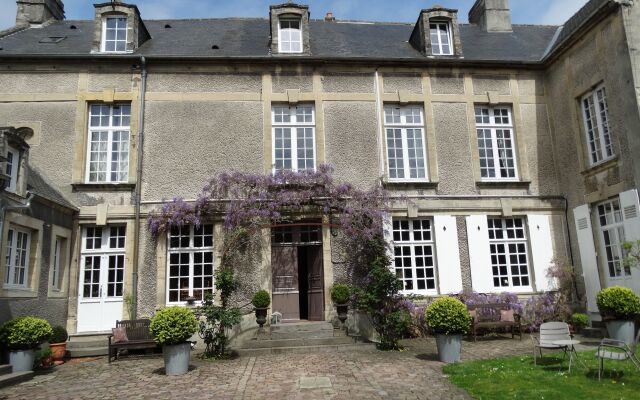 hotelImage