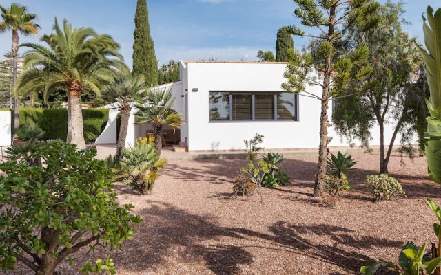 Comfortable Villa in Calpe With Pool, Terrace & Garden
