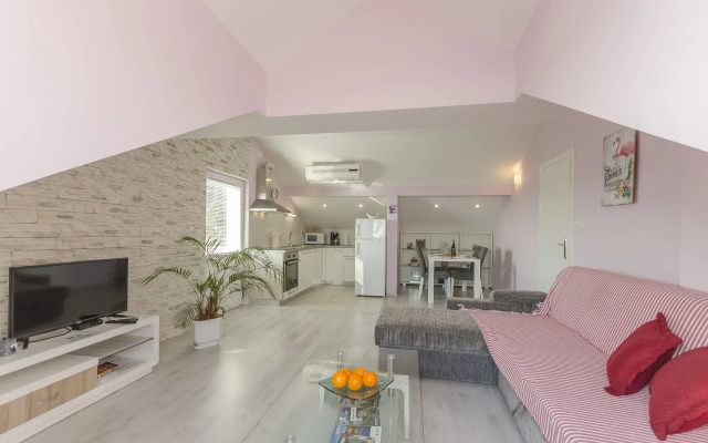 Apartment Golden Sunset