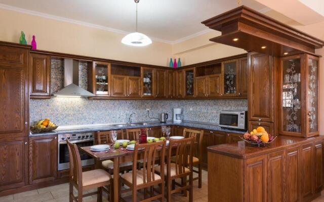 Corfu Villa Kokkini with swimming pool