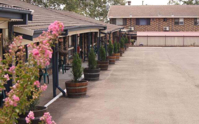 Old Maitland Inn